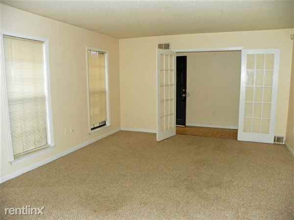 5675 Yale Rd - Photo 3 of 21