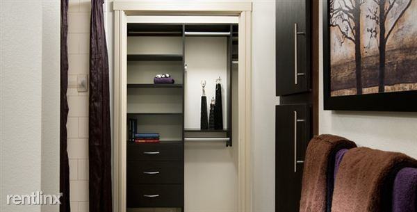 2501 Bennett Ave - Photo 2 of 6