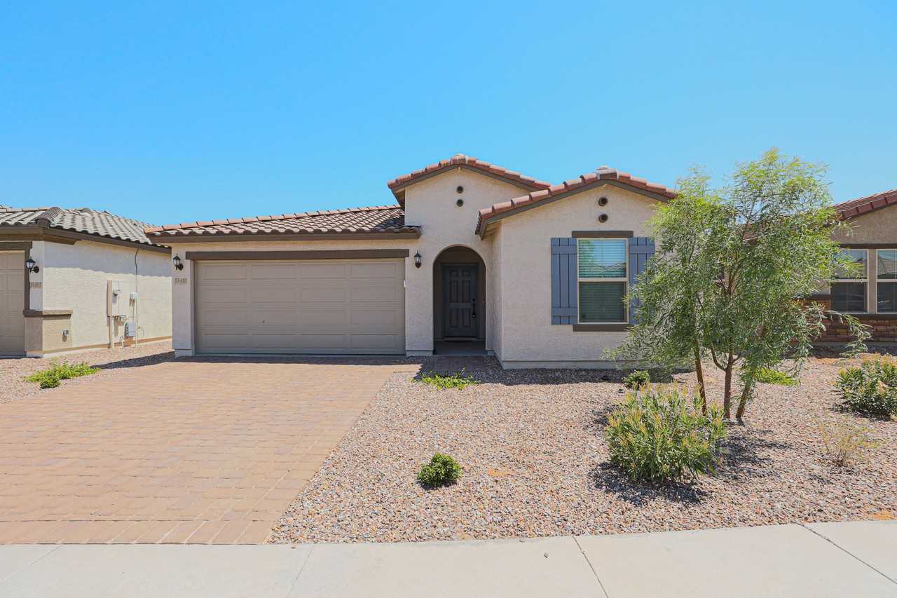 15413 W Edgemont Ave - Photo 2 of 28