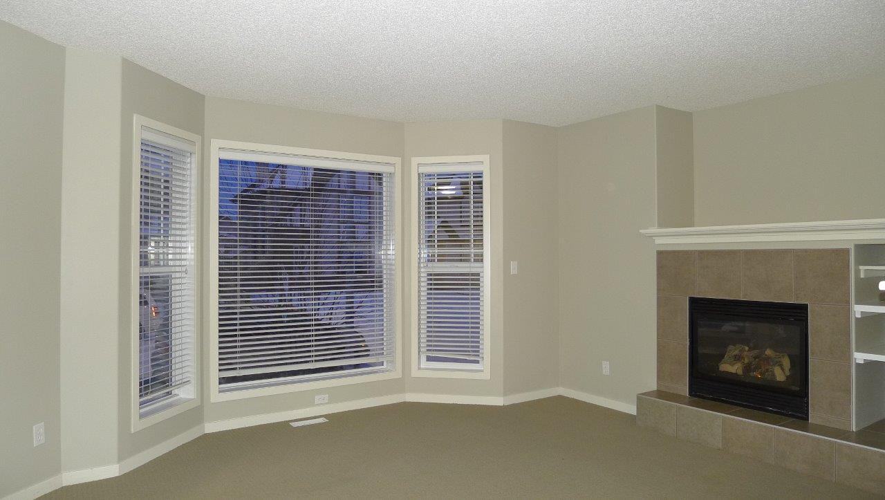 130 Cranberry Close Se - Photo 3 of 20