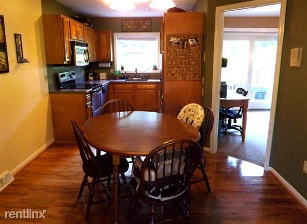 123 Hampden Dr #H - Photo 3 of 10