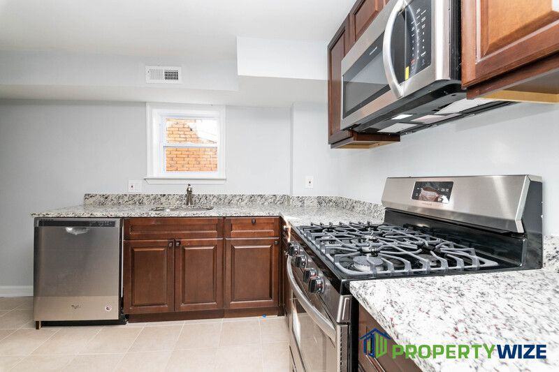 546 Saint Mary St Unit 3