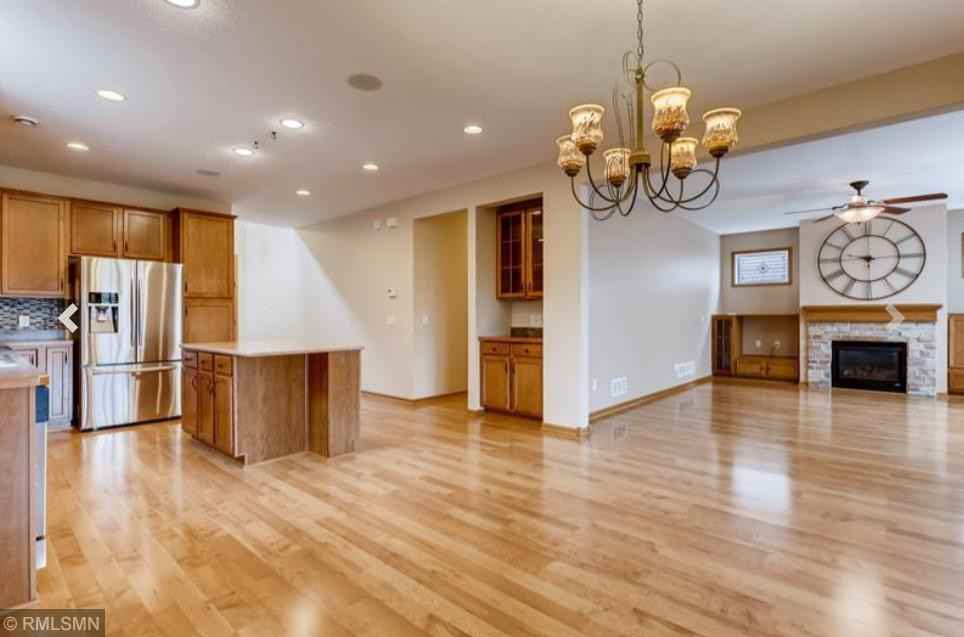 4640 Empress Way N - Photo 3 of 6