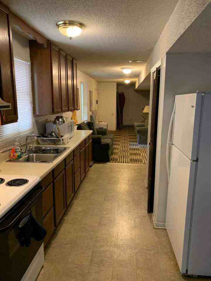 1051 Ebenezer Avenue Extension - Photo 3 of 9