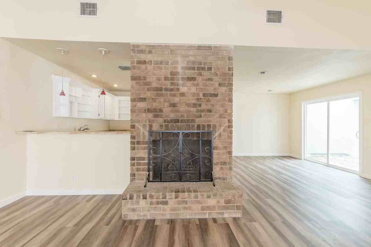 11826 Greenwood Village #1 - Photo 3 of 16
