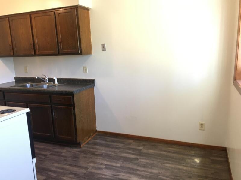 1610 Albemarle St - Photo 2 of 6