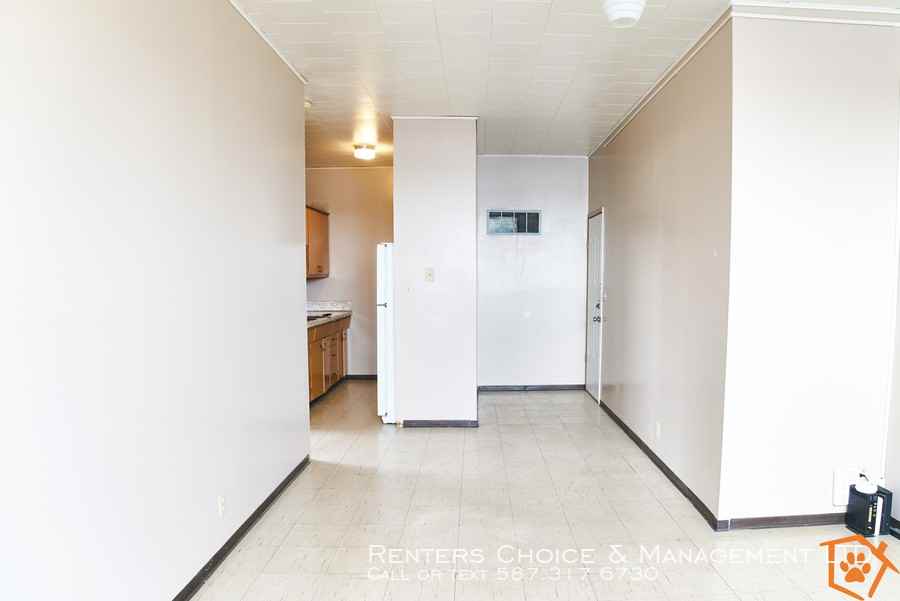 5209 201-5209 48 Ave #201-5209-4 - Photo 3 of 7