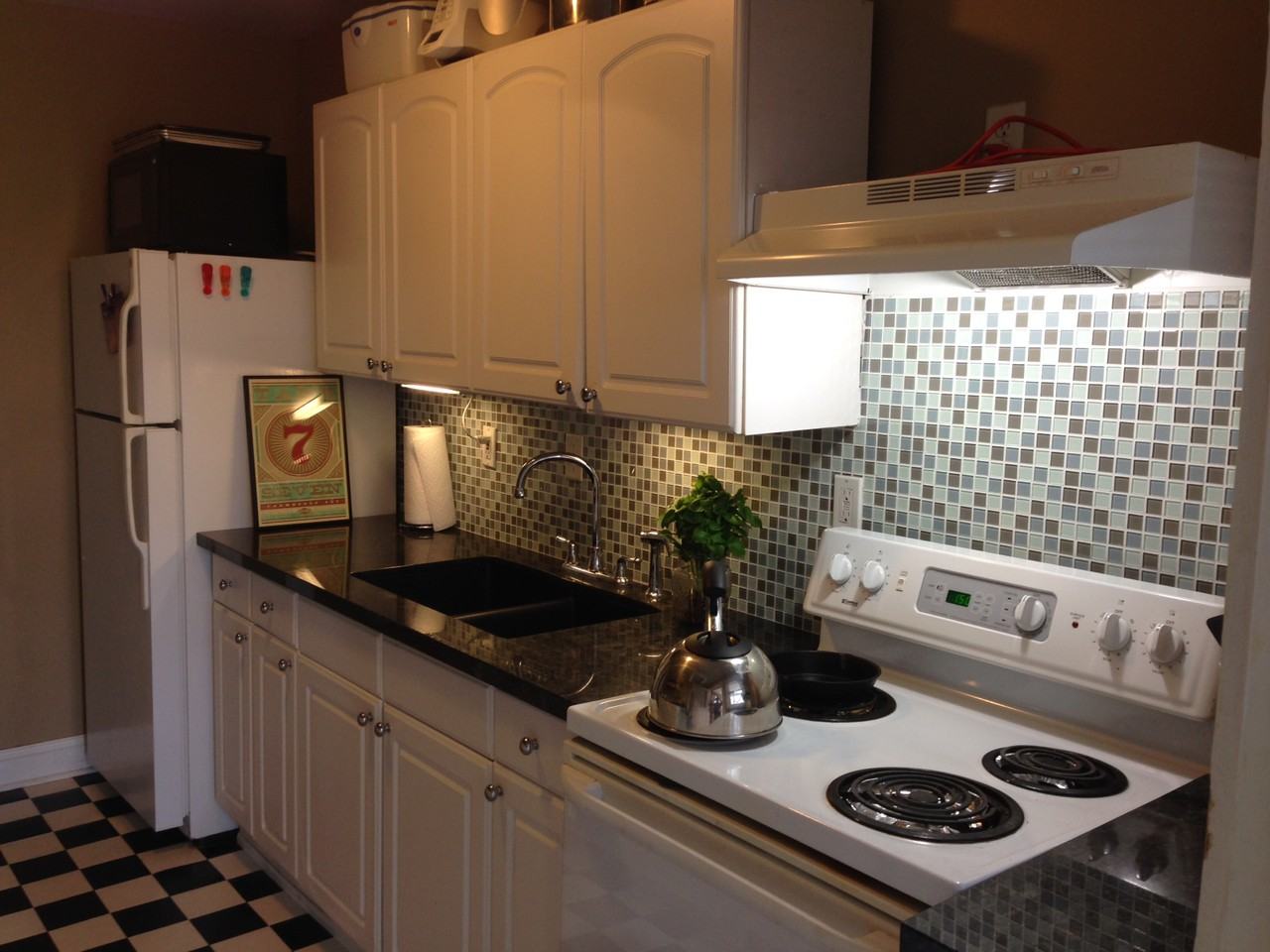 3529 Central St Apt 2n #2N - Photo 6 of 10