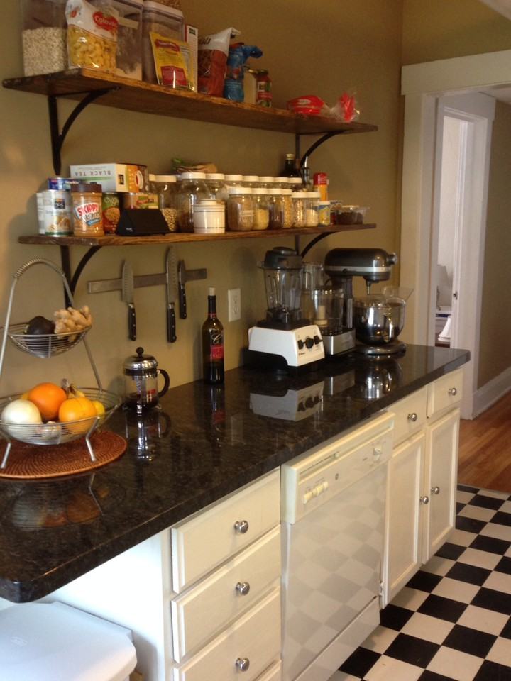 3529 Central St Apt 2n #2N - Photo 7 of 10