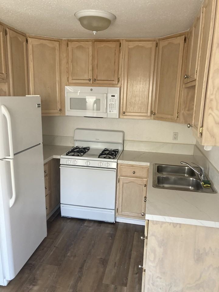 11248 Emelita Street #2