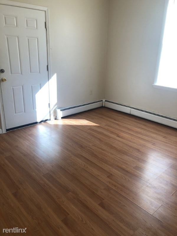 6729 Youngstown Ave - Photo 2 of 12