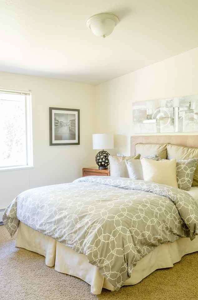 853 MacArthur Avenue #D - Photo 7 of 29