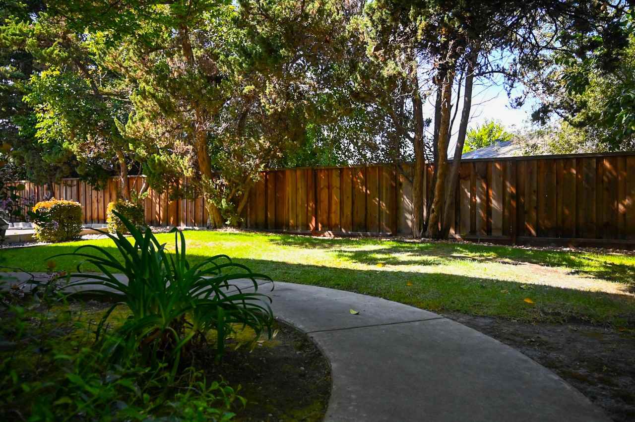 Brookdale Villa - Photo 3 of 6