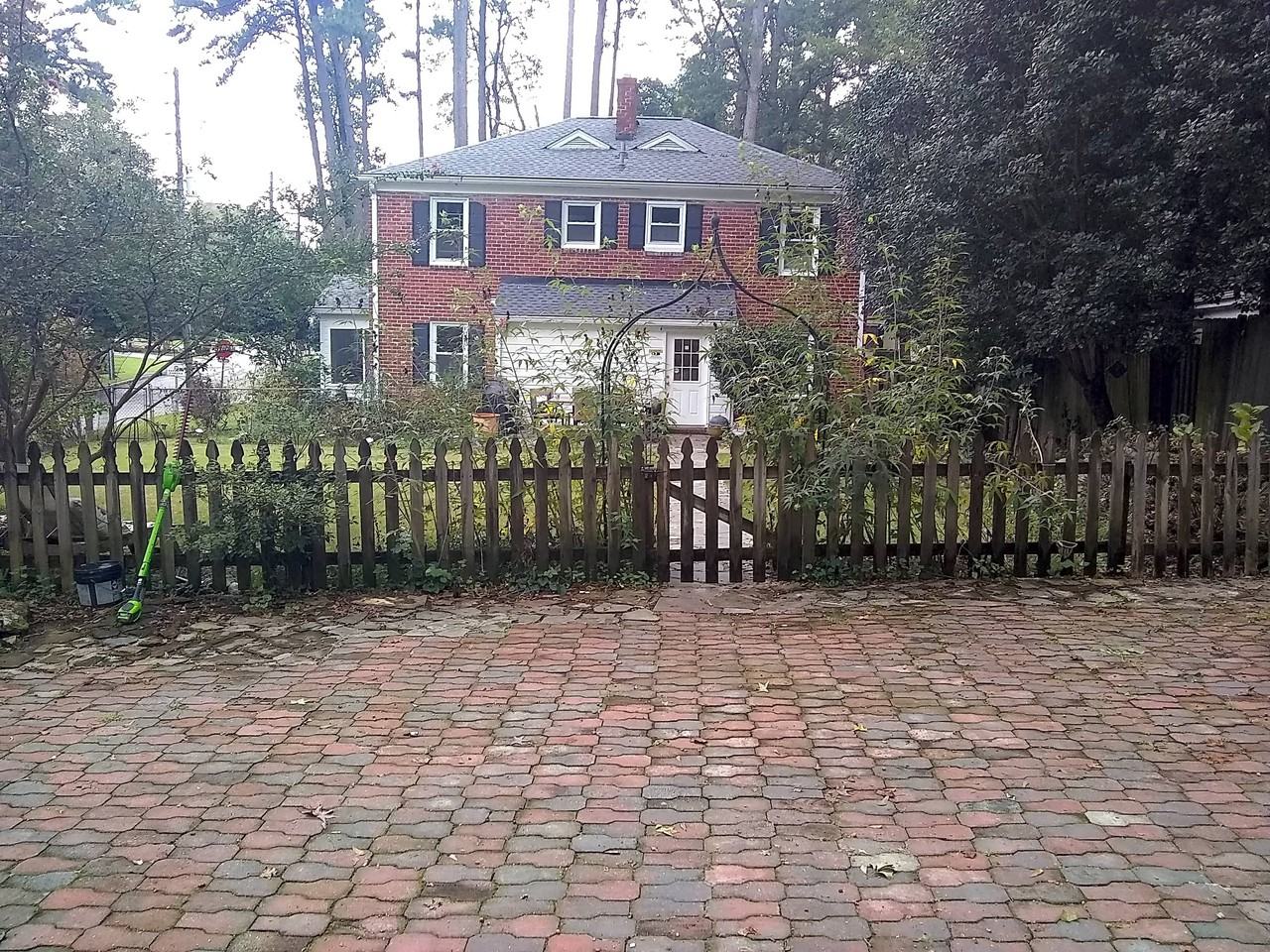 3330 W Shadowlawn Ave Ne - Photo 2 of 12