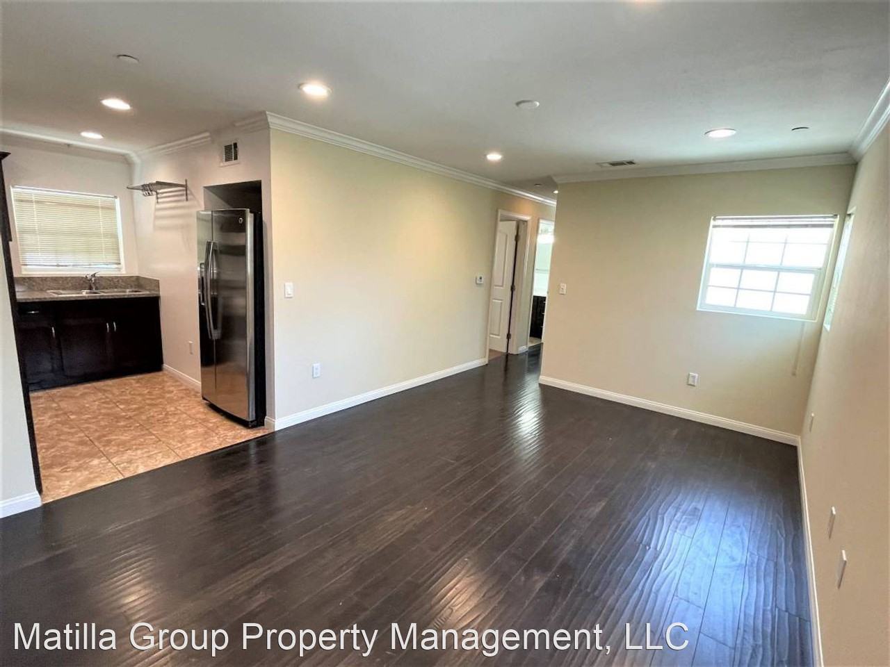 8754 Reading Ave - Photo 2 of 10