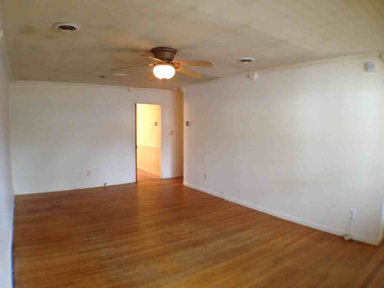 102 Tillerson Dr - Photo 2 of 16