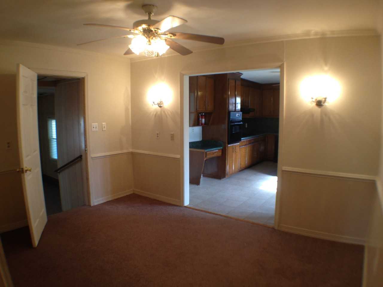 102 Tillerson Dr - Photo 3 of 16