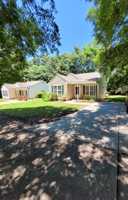 featured image of 539 N Taylor St