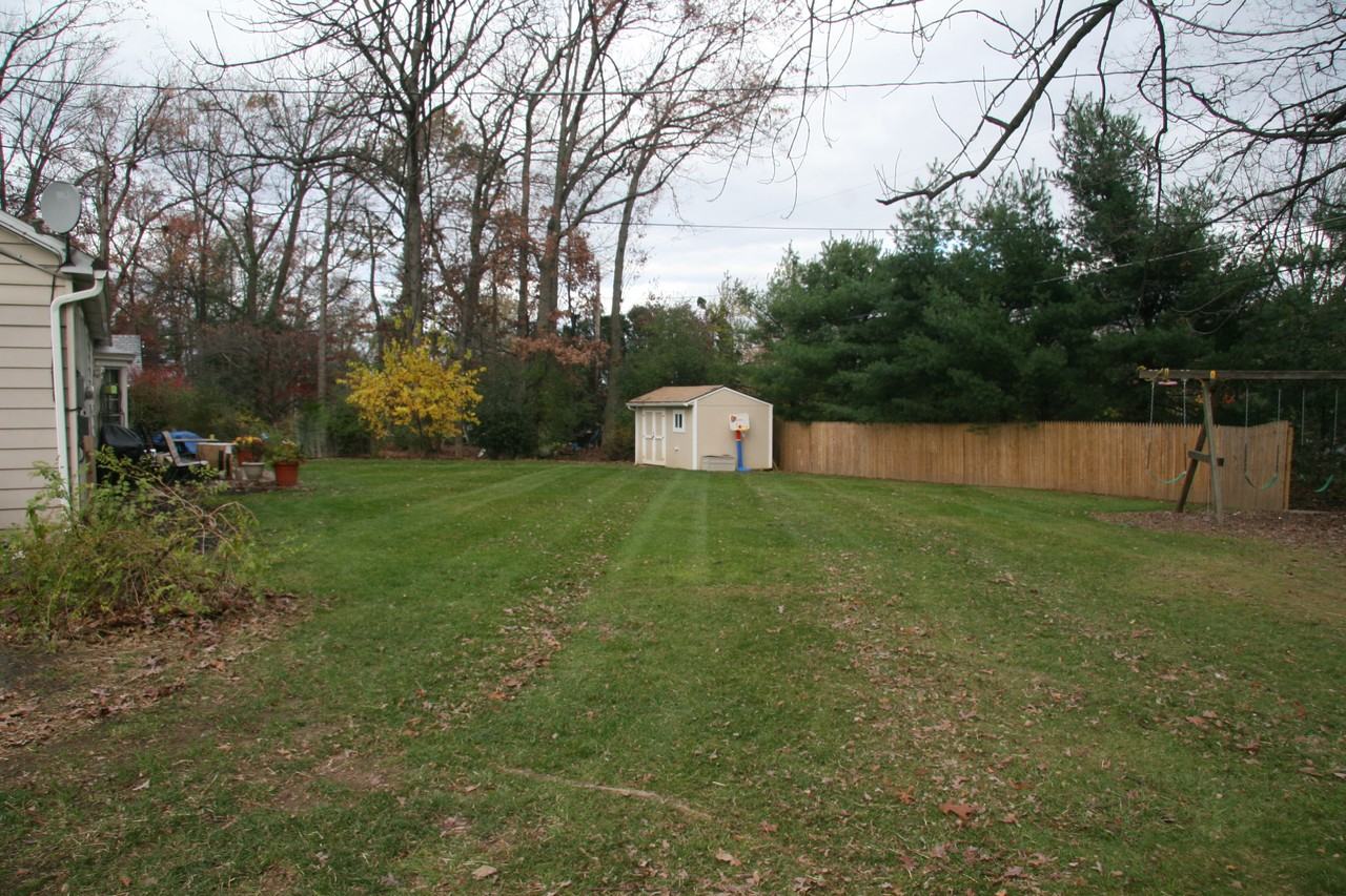 4120 Hampshire Ct - Photo 3 of 12