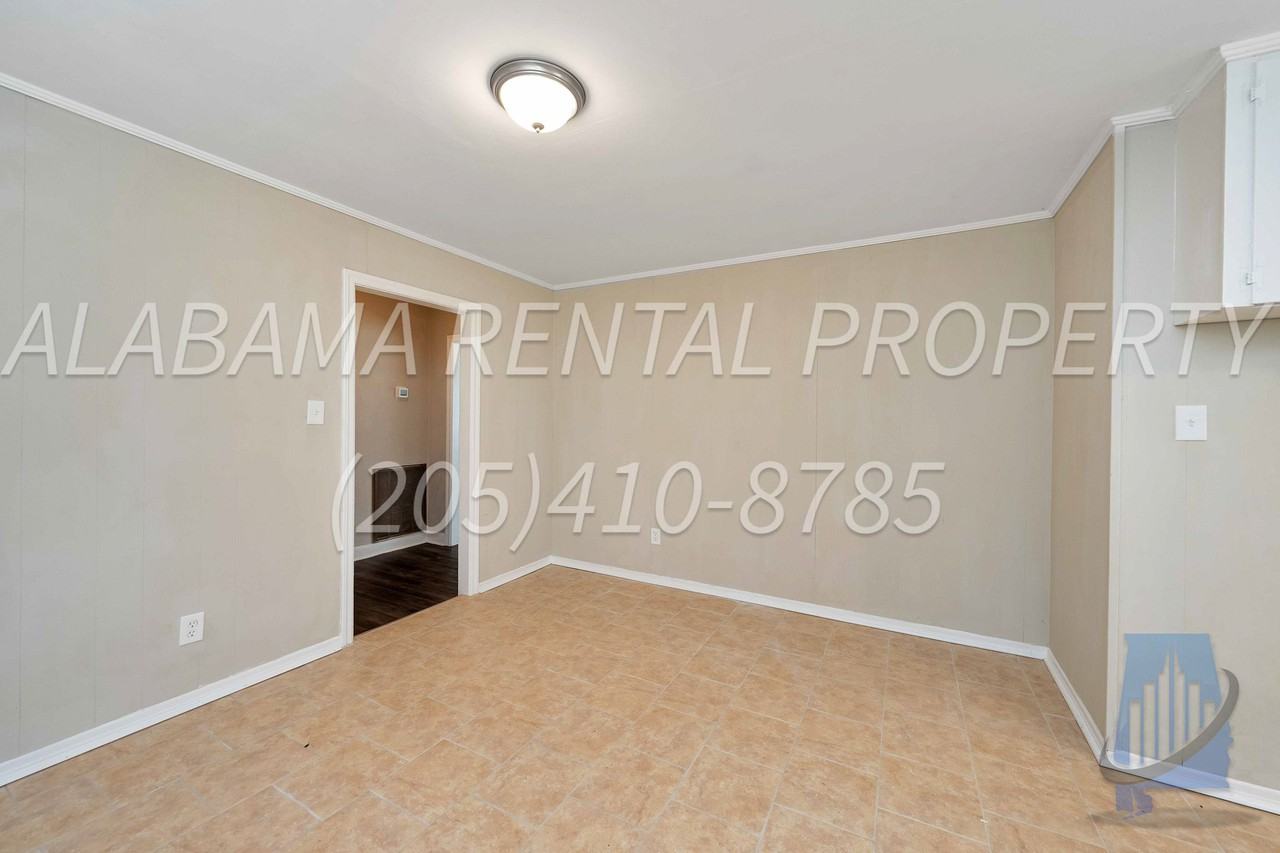 612 Sanders St - Photo 2 of 21