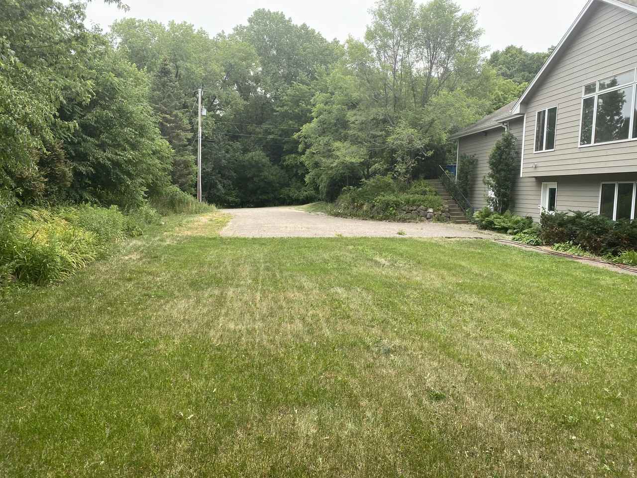 4626 Linnea Ln - Photo 6 of 50
