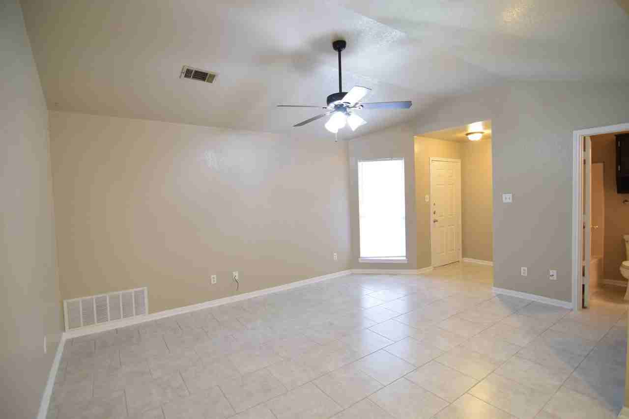 517 Deloris Dr - Photo 7 of 13