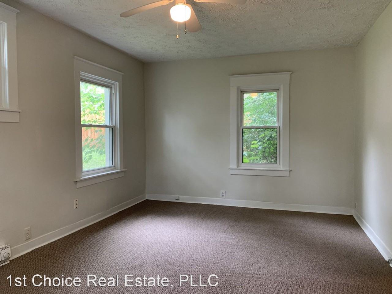 1222 Parkview St - Photo 2 of 12