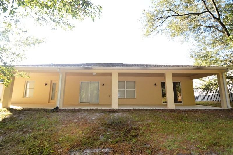 1488 Bent Oaks Blvd - Photo 2 of 7