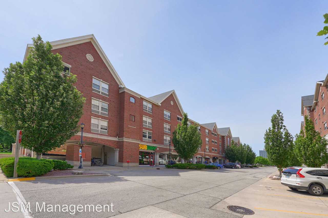 701 S Gregory St Greg 1 - Photo 2 of 24