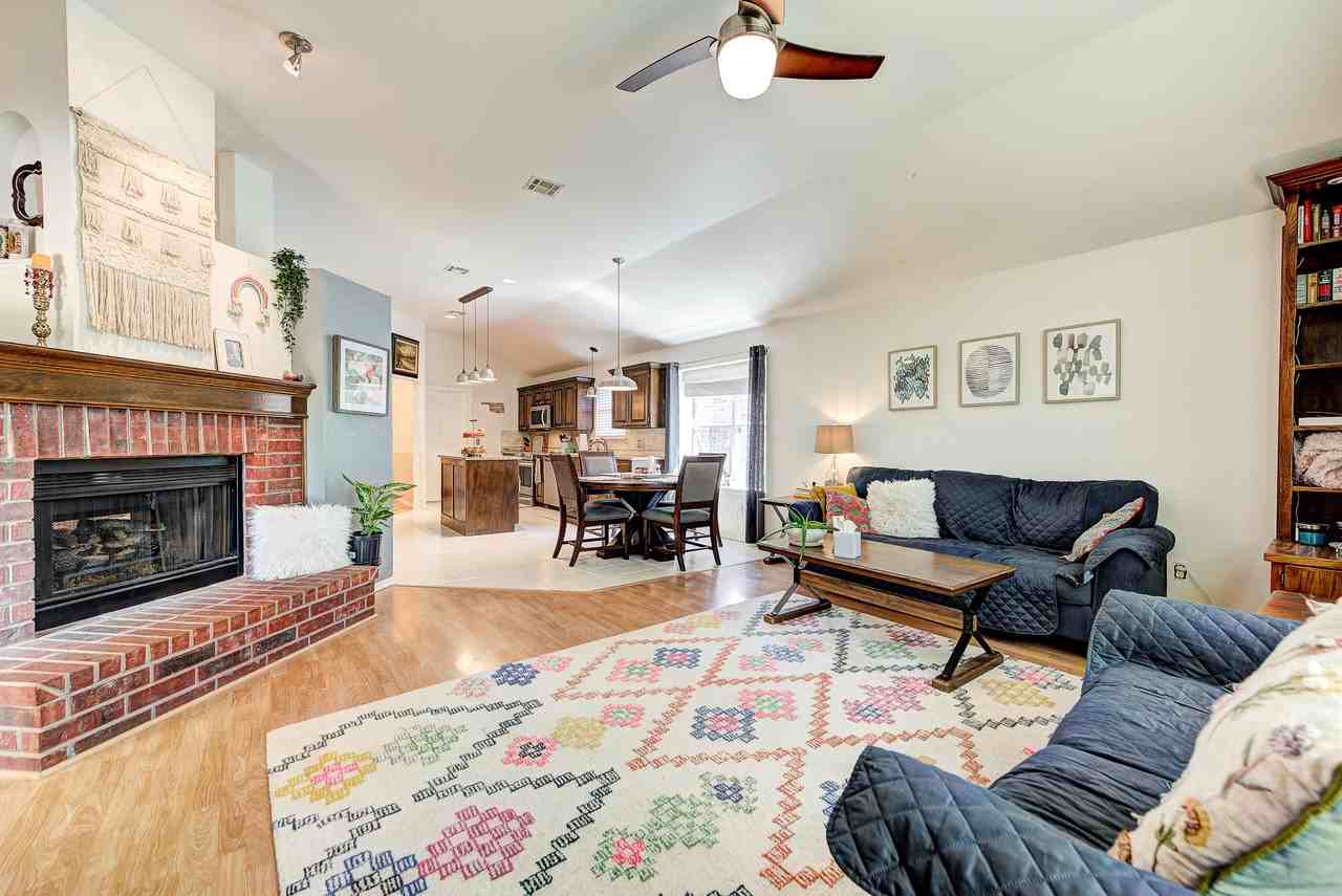 2912 Devonshire Dr #1 - Photo 7 of 29