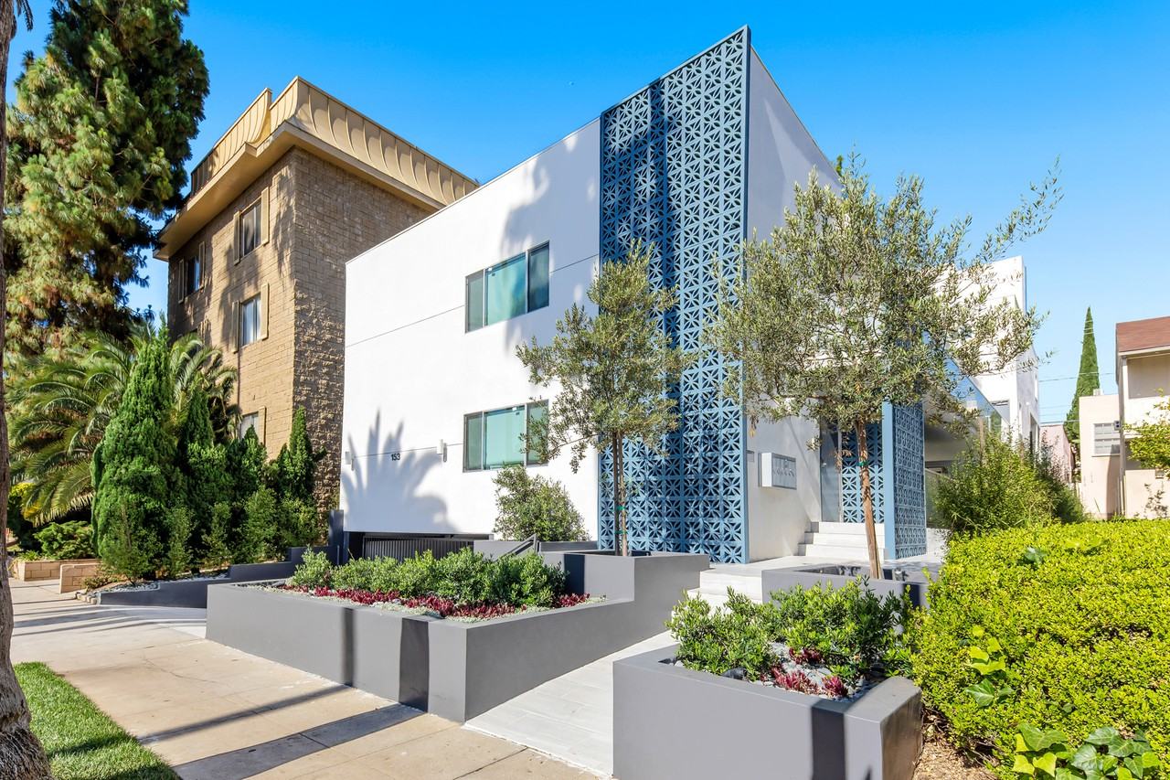 153 S PALM DR, BEVERLY HILLS CA 90212 - Photo 3 of 55