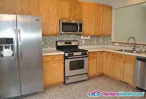 6806 158th St W - Photo 5 of 14