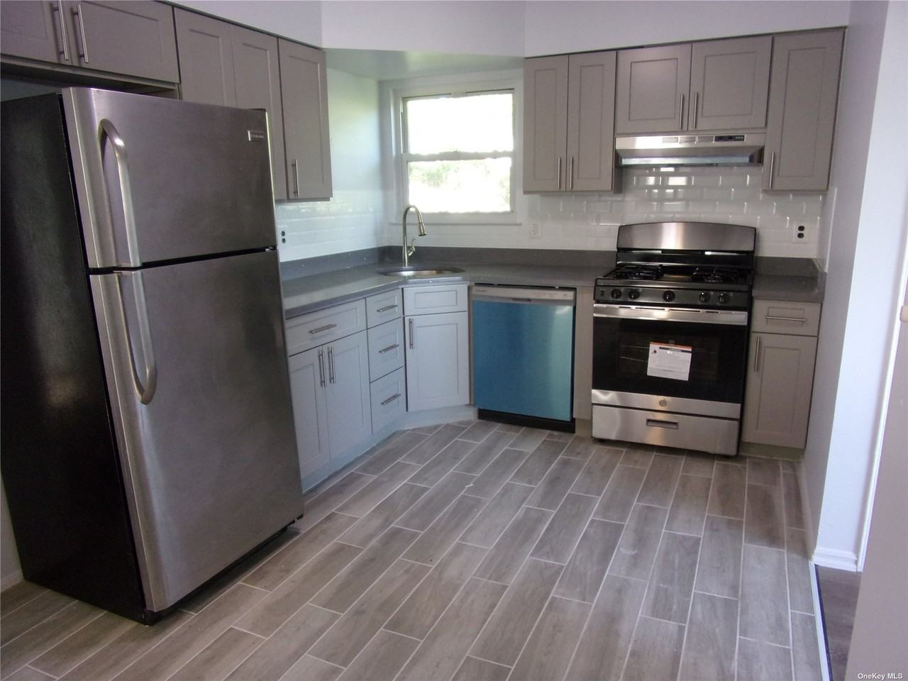 3575 Hunt Rd - Photo 3 of 13