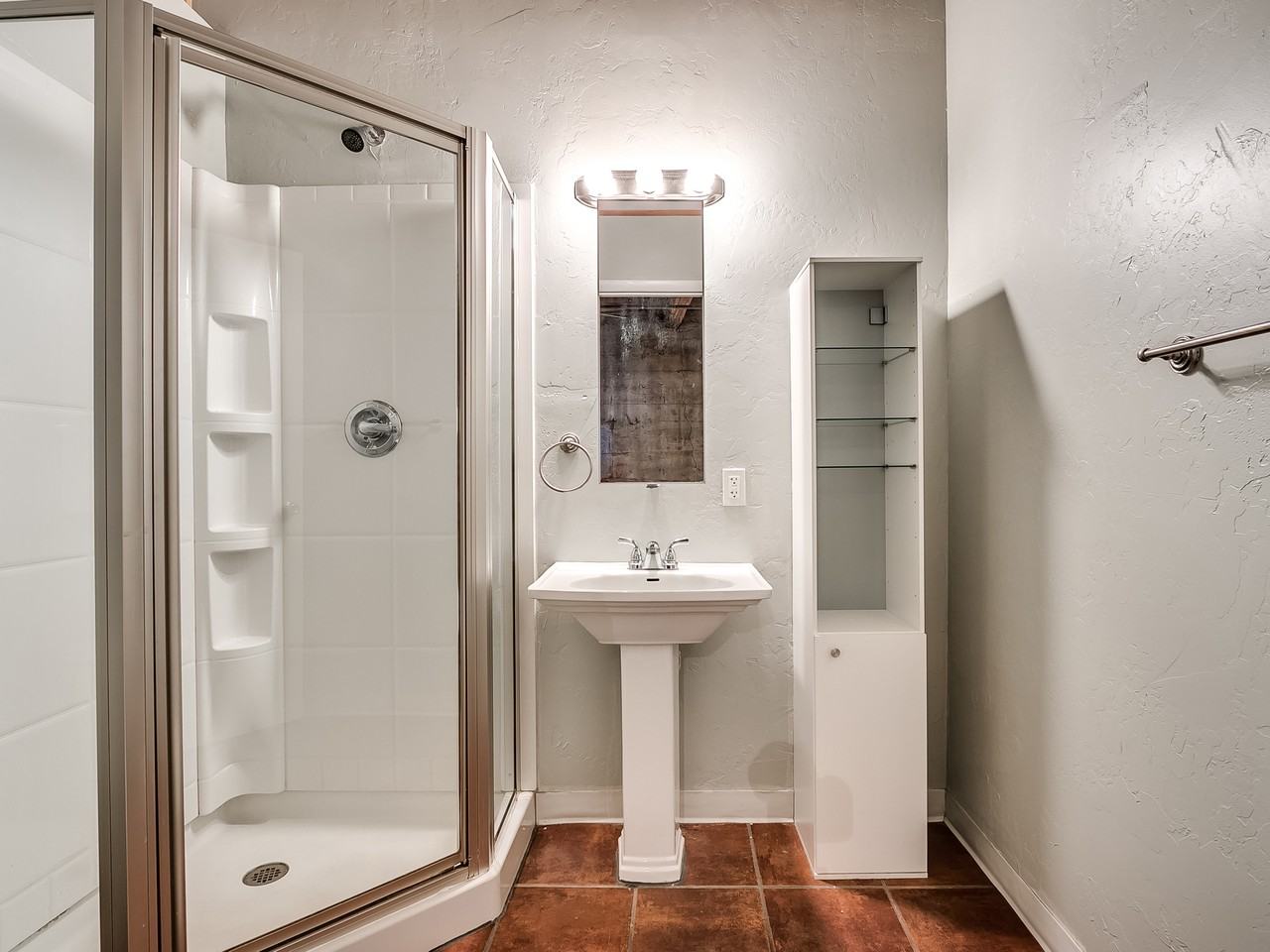 222 E Main St #C - Photo 6 of 37