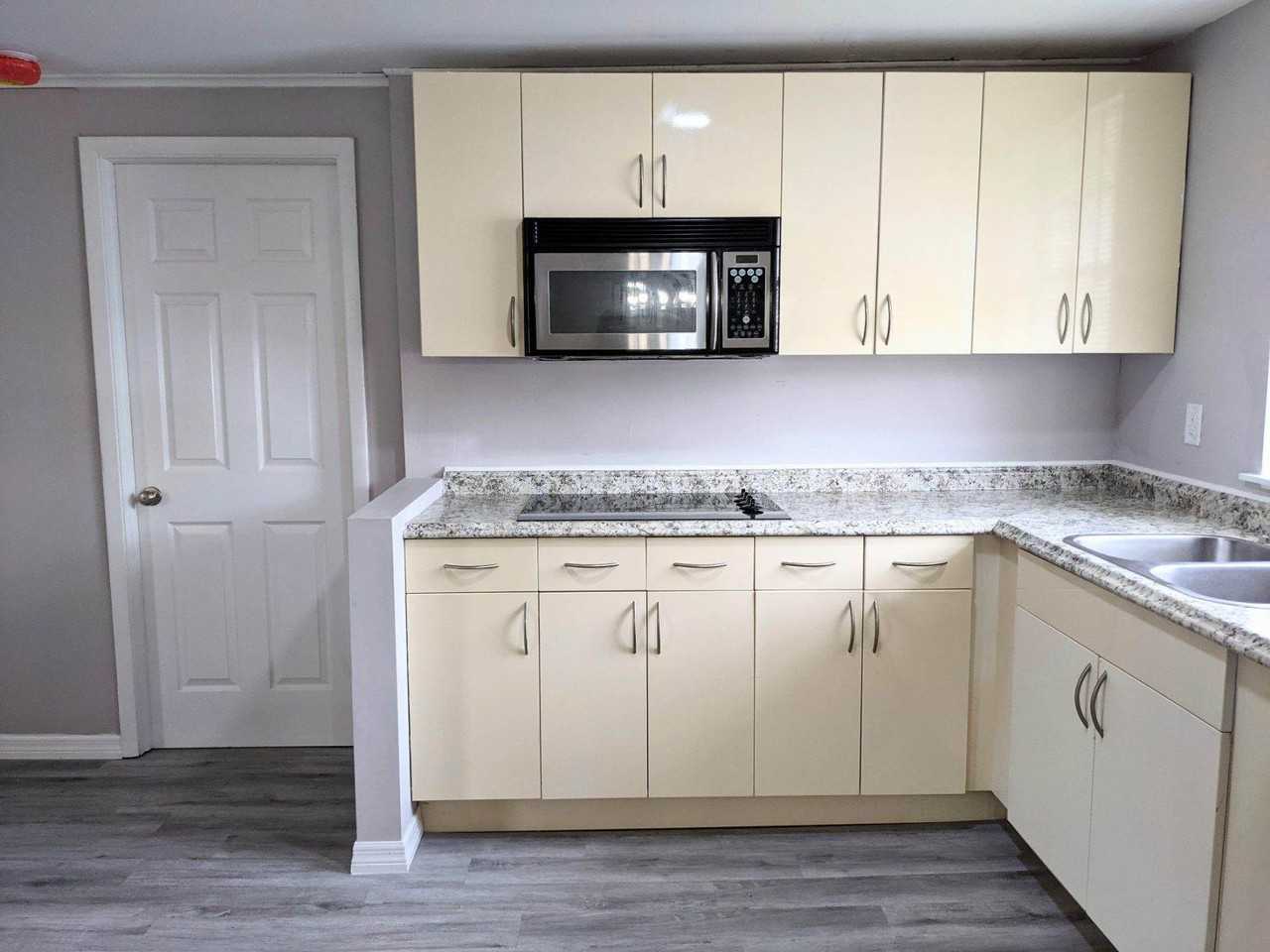 206 Danley Dr #A - Photo 5 of 12