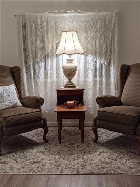 1462 Crittenden Rd - Photo 6 of 17