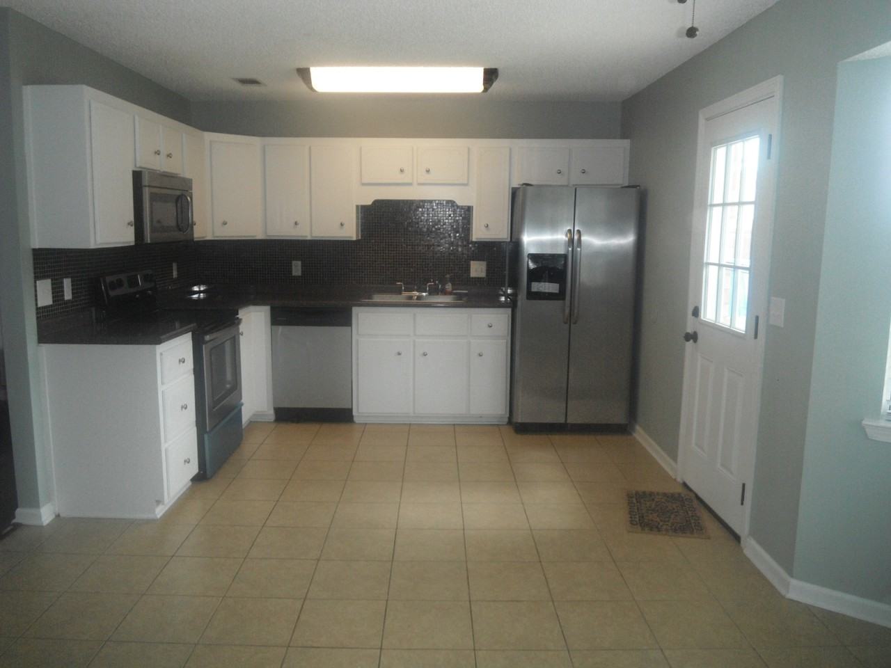 1029 Barley Dr - Photo 3 of 14