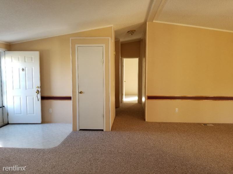 705 F St - Photo 3 of 46