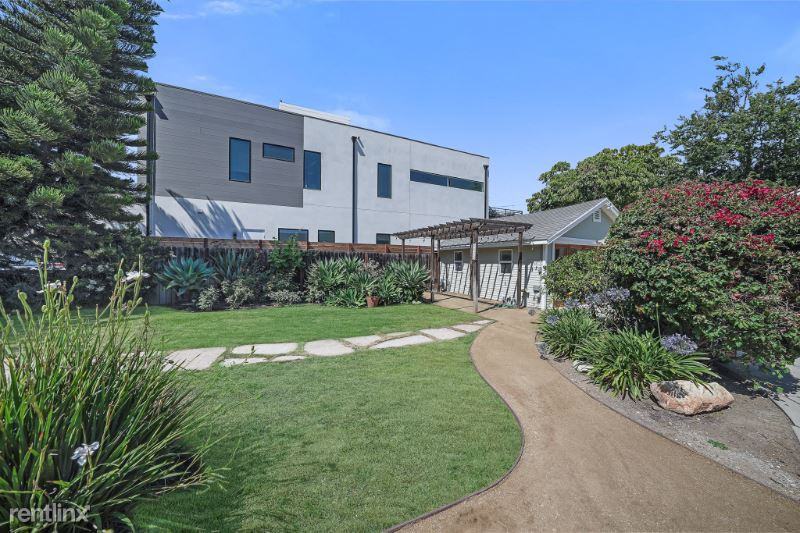 3574 Helms Ave - Photo 2 of 24