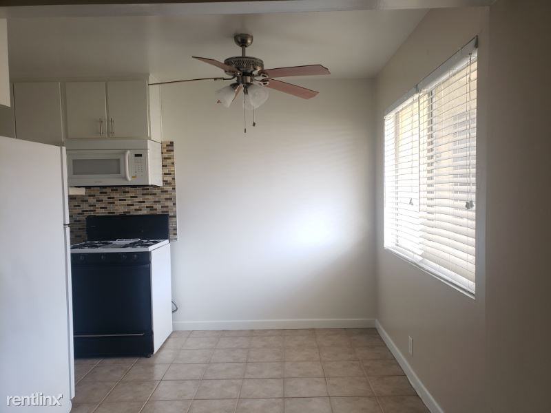 3701 Emerald St - Photo 2 of 14