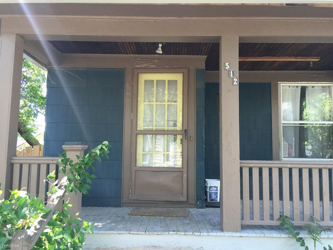 512 Caroline St - Photo 2 of 10