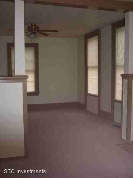 1115 E Jefferson St - Photo 3 of 10