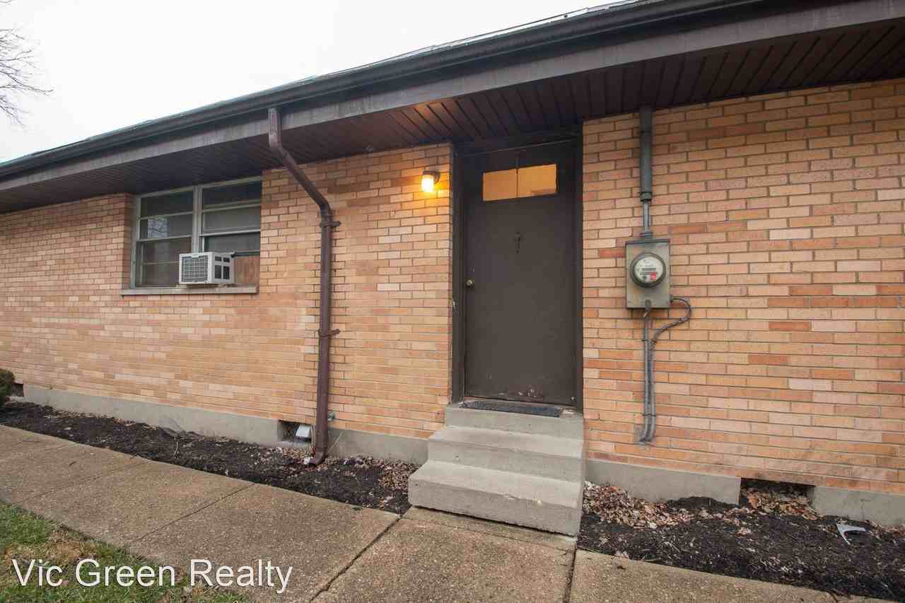 406 Cedar Dr - Photo 2 of 6