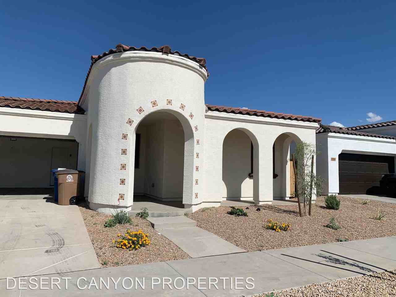22560 E Via Estancia