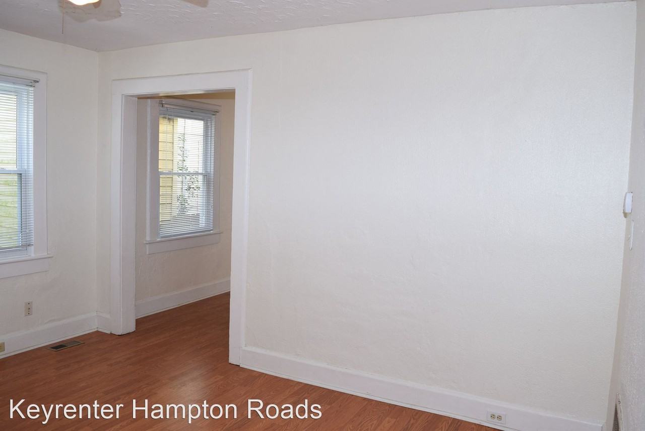 857 W 41st St - Photo 3 of 44