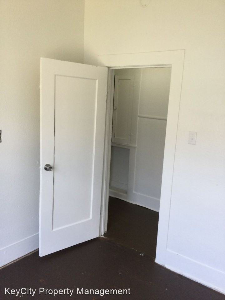 1974 Highland Ave - Photo 2 of 11