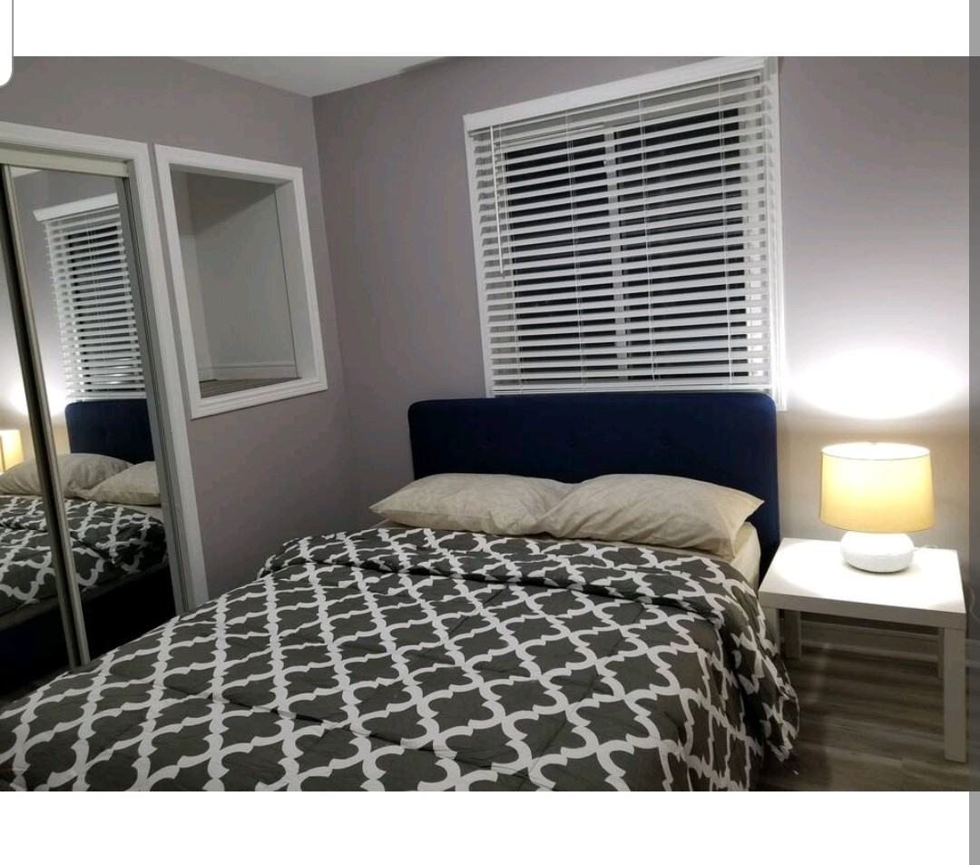 909 Pillette Road - Photo 3 of 11