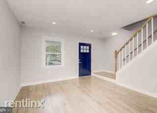 1510 Howard Rd Se - Photo 2 of 9