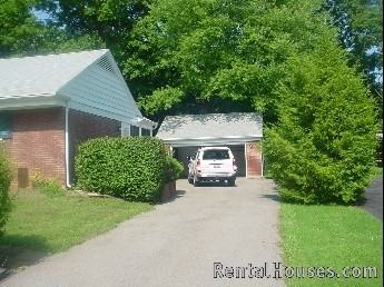 717 Antrim Rd - Photo 2 of 5