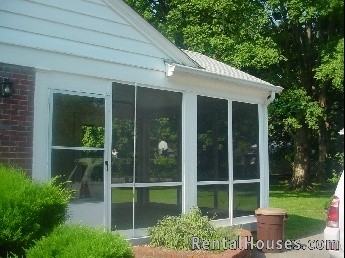 717 Antrim Rd - Photo 3 of 5